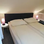 Na Lesnej Nyaraló